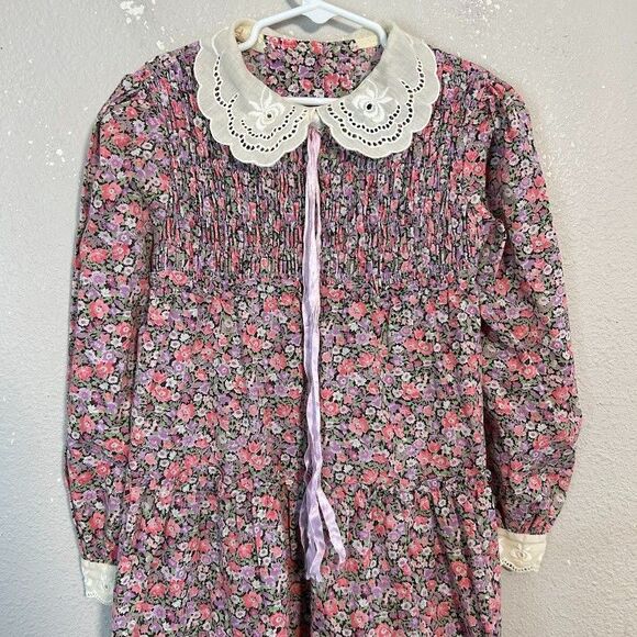 VTG Girls Smocked Floral Dress 6/8 Long Sleeve Collar Lace Trim Pink Purple - Picture 4 of 10